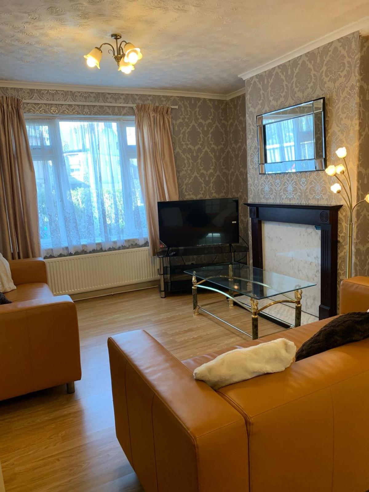 Room Only Guest Accommodation, Guest House Self Catering แบงเกอร์ ภายนอก รูปภาพ